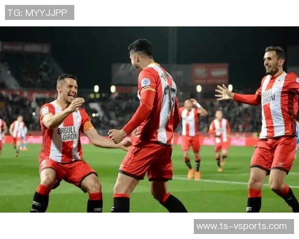 半场战报:赫罗纳1-0阿拉维斯,齐甘科夫建功 半场战报:赫罗纳1-0阿拉维斯,齐甘科夫建功