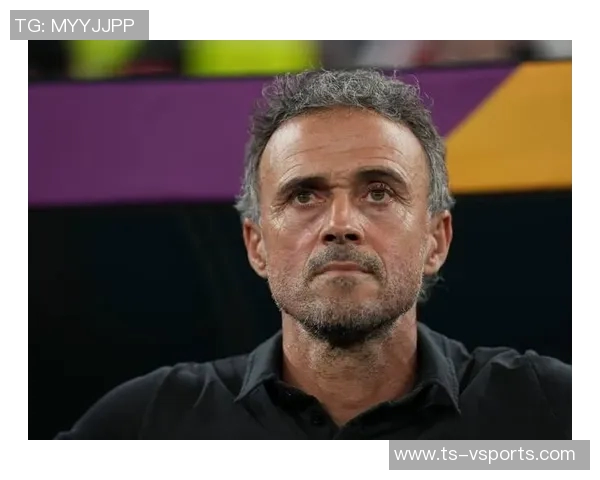 布努:很喜欢看亚马尔踢球,总觉得他也是摩洛哥的一份子 布努:很喜欢看亚马尔踢球,总觉得他也是摩洛哥的一份子