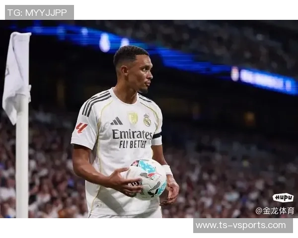 战皇马前夕，阿诺德壁画遭破坏，叛徒与再见字迹惹热议