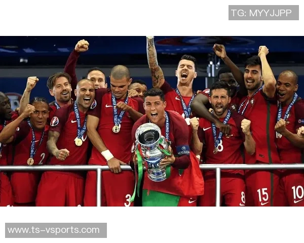 福尔纳尔斯：时隔四年重返国家队是一种巨大的喜悦，感谢队友