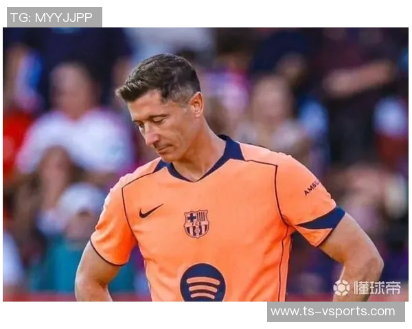 莱万传记：巴萨曾要求停止进球，不然需付给拜仁250万奖金